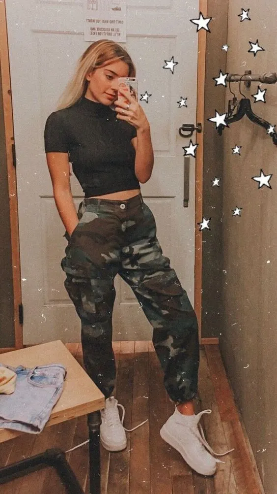 Cargo Pants And Crop Top: Essential Street Style Guide 2023