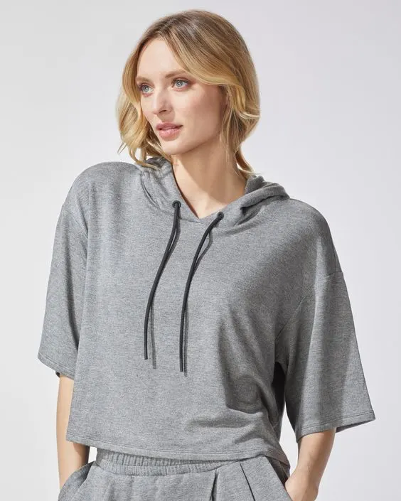 Grey Hoodie Outfit For Spring Walks 2023